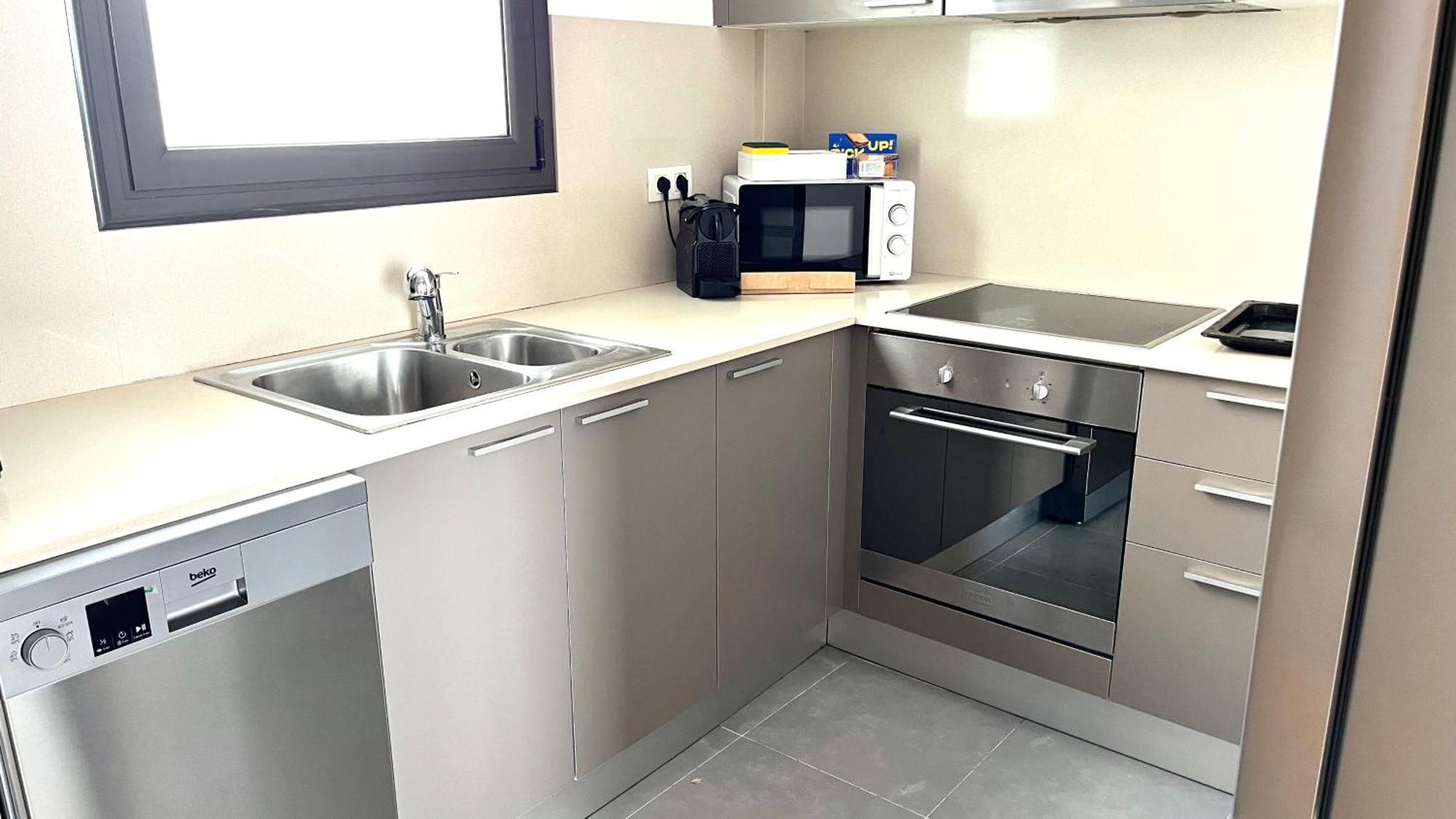 Apartamento Con Terraza By Prestigi ตาราสซา ภายนอก รูปภาพ