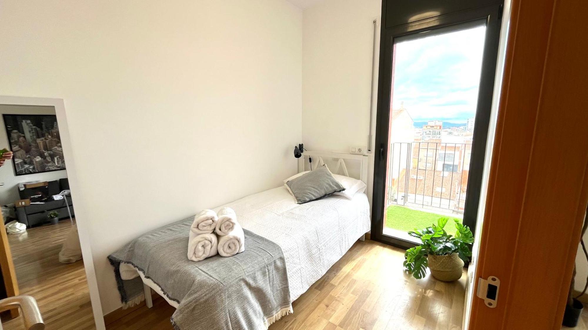 Apartamento Con Terraza By Prestigi ตาราสซา ภายนอก รูปภาพ